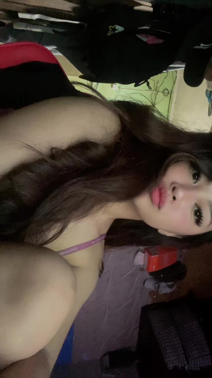 @Y u n a