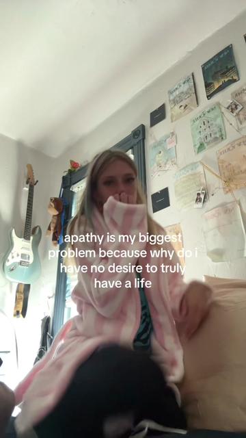 @blissfulglitterj17