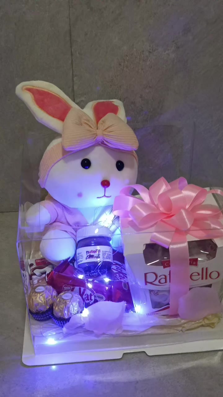 @&Uuml;lker_surprise