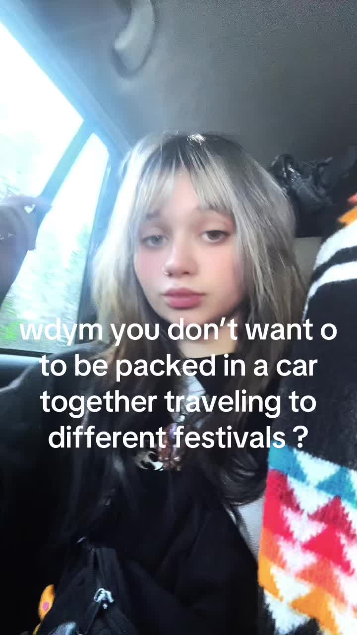 @damnandaclownin
