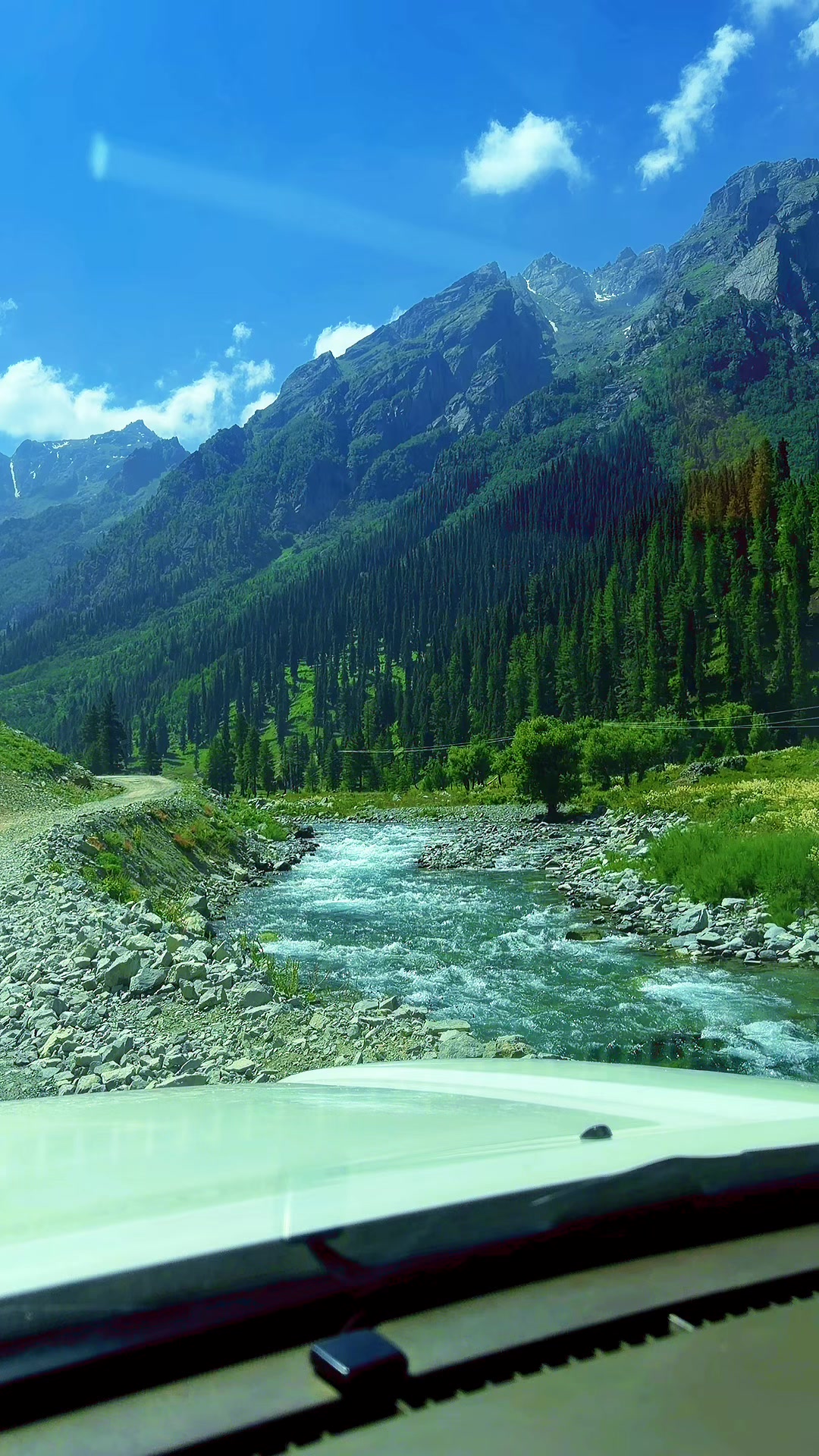 @travelwithbilal