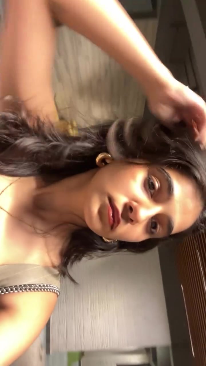 @Surleen_kaur