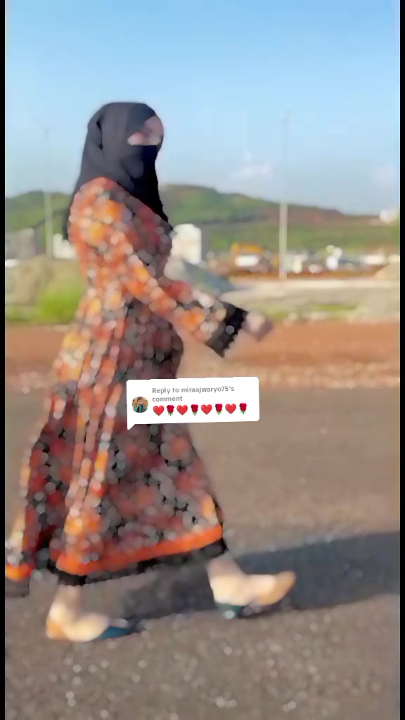 @👑 Madhuri 👑