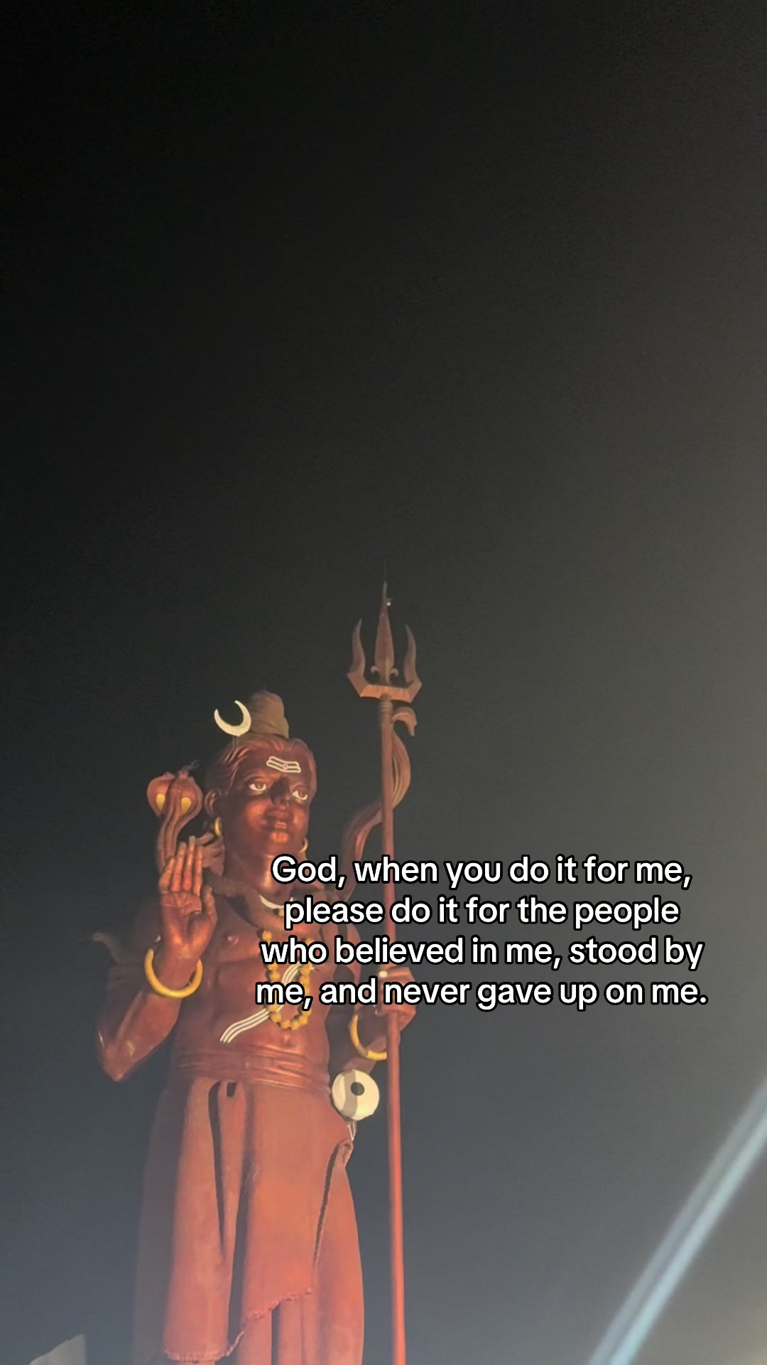 @Esha👑