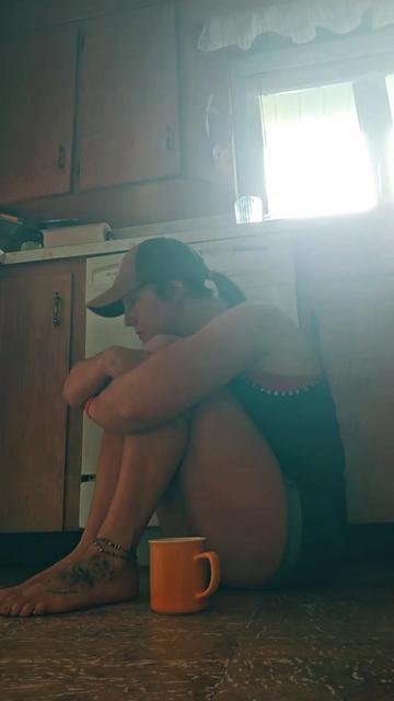 @five.little.shadows