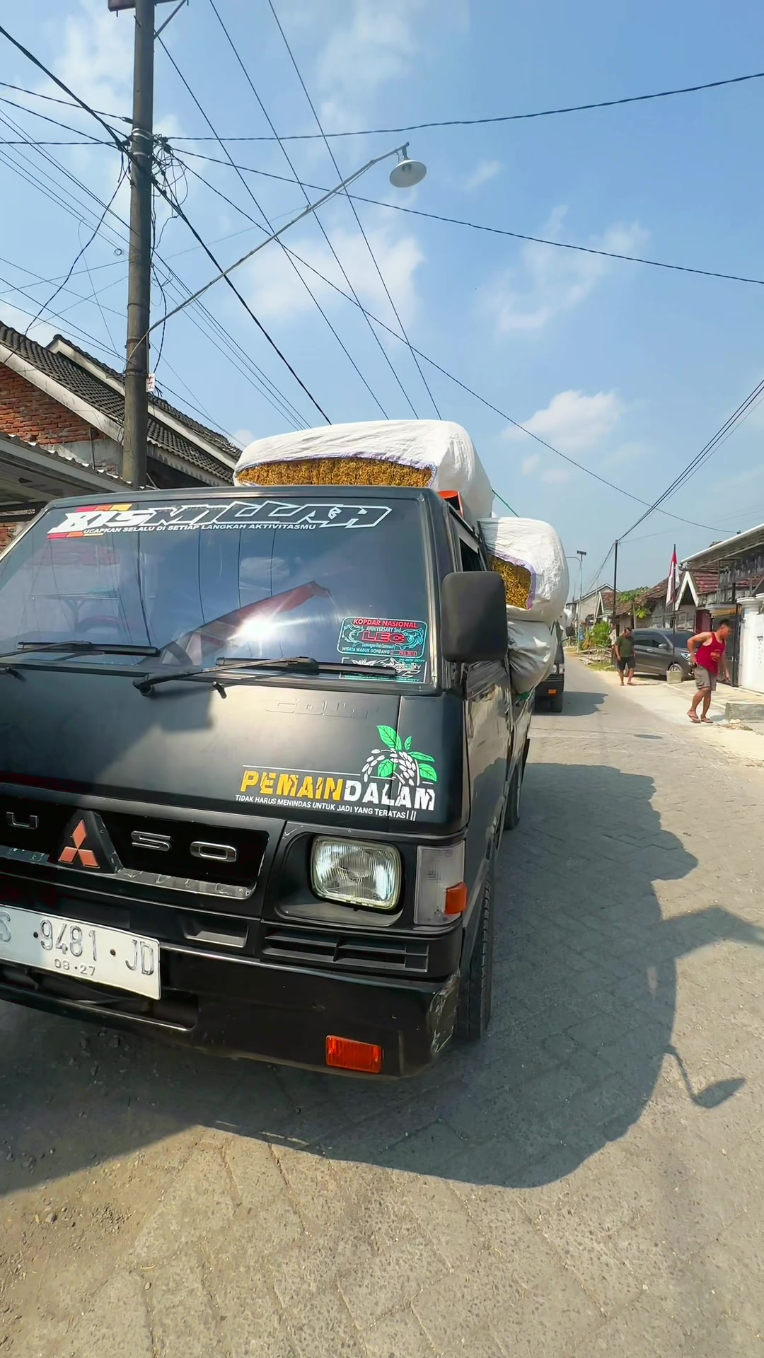 @PemainDalam
