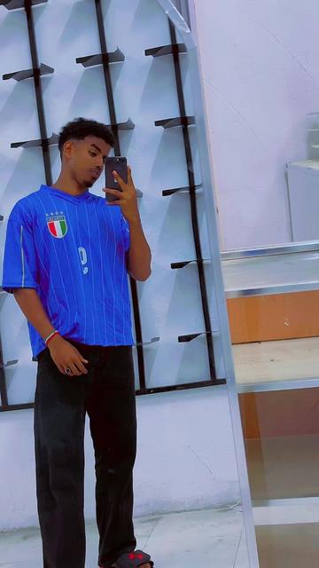 @Qaرni__poi🖤🦅
