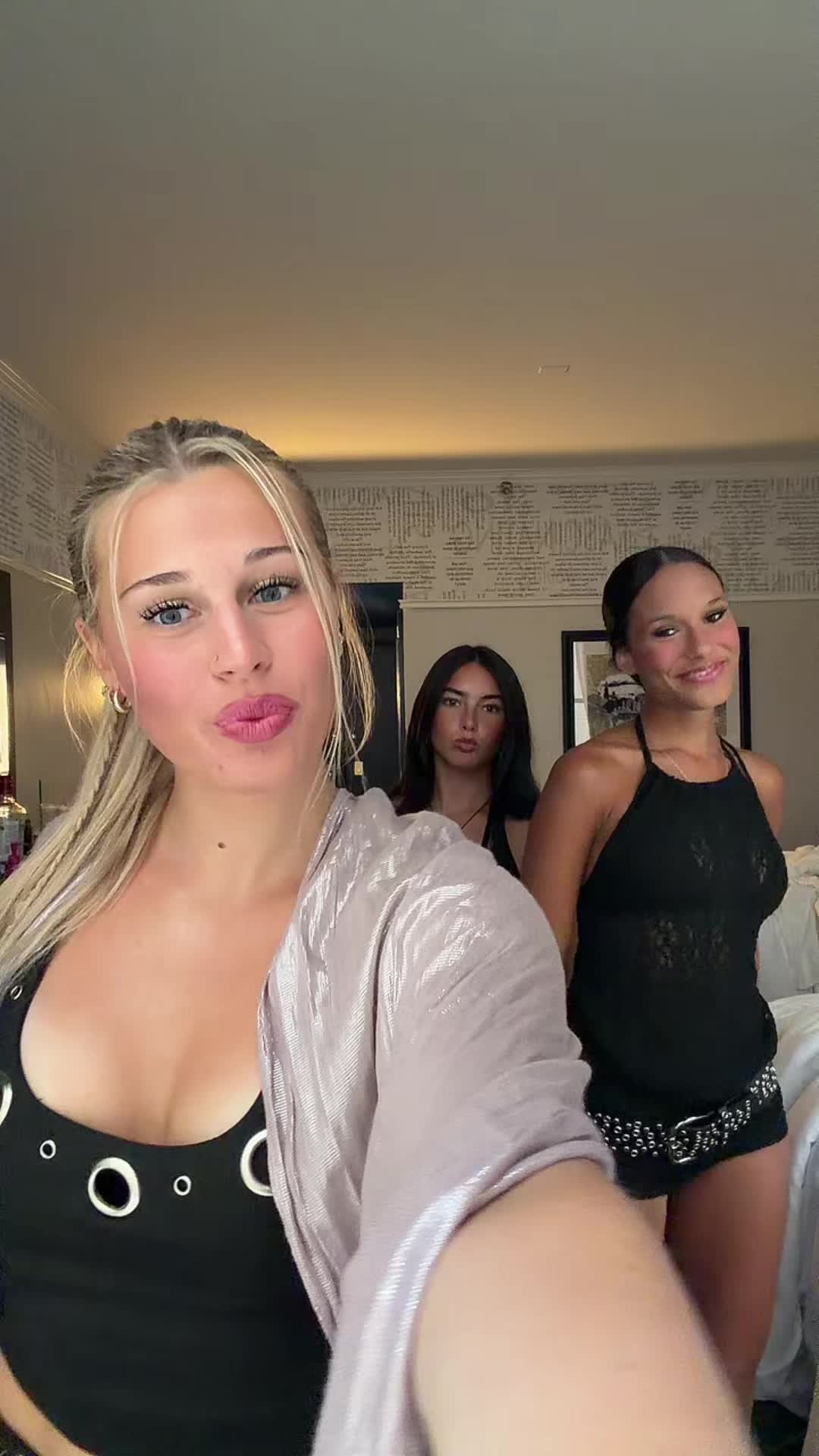@sophia
