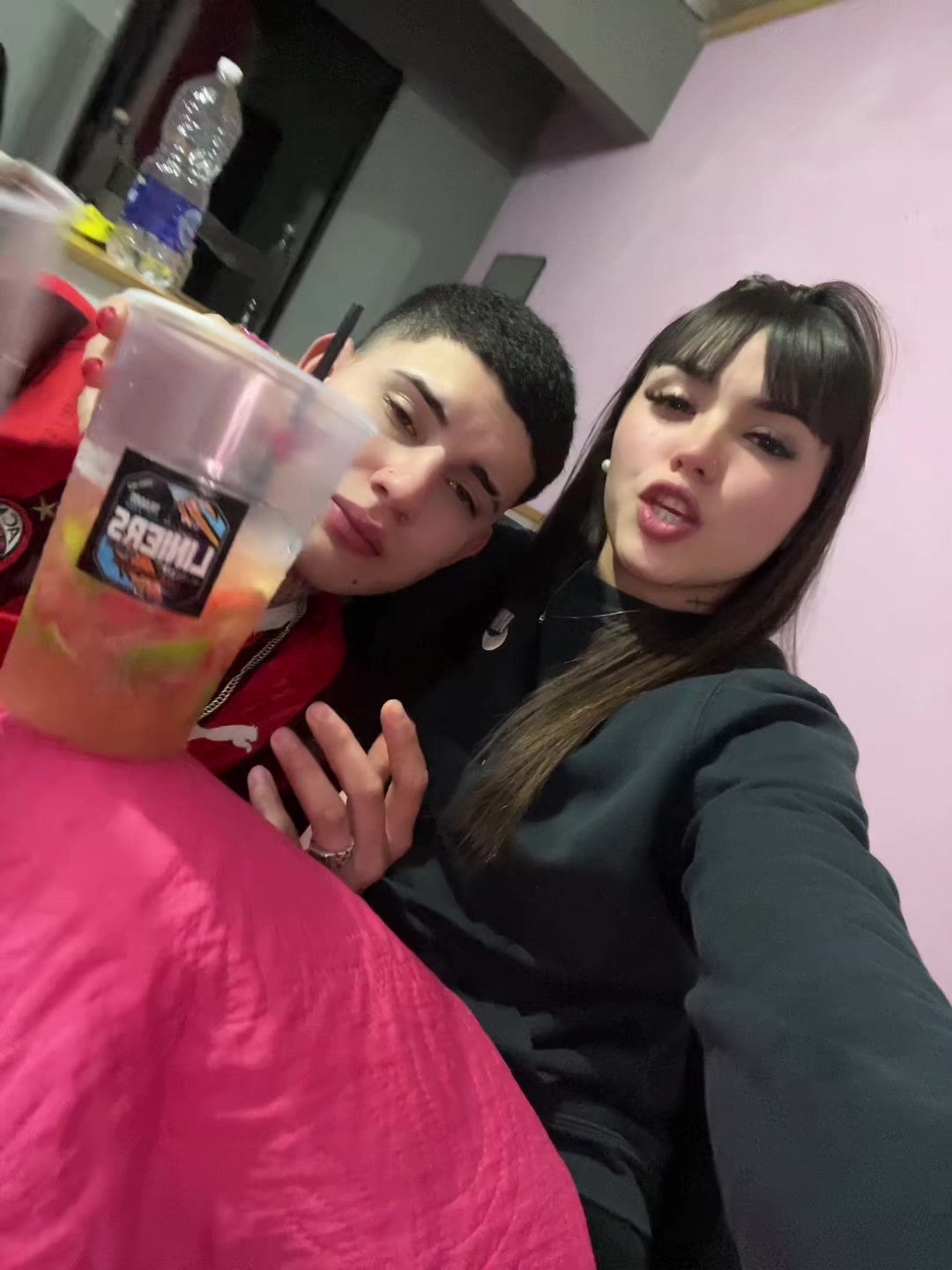 @Angiecabral_