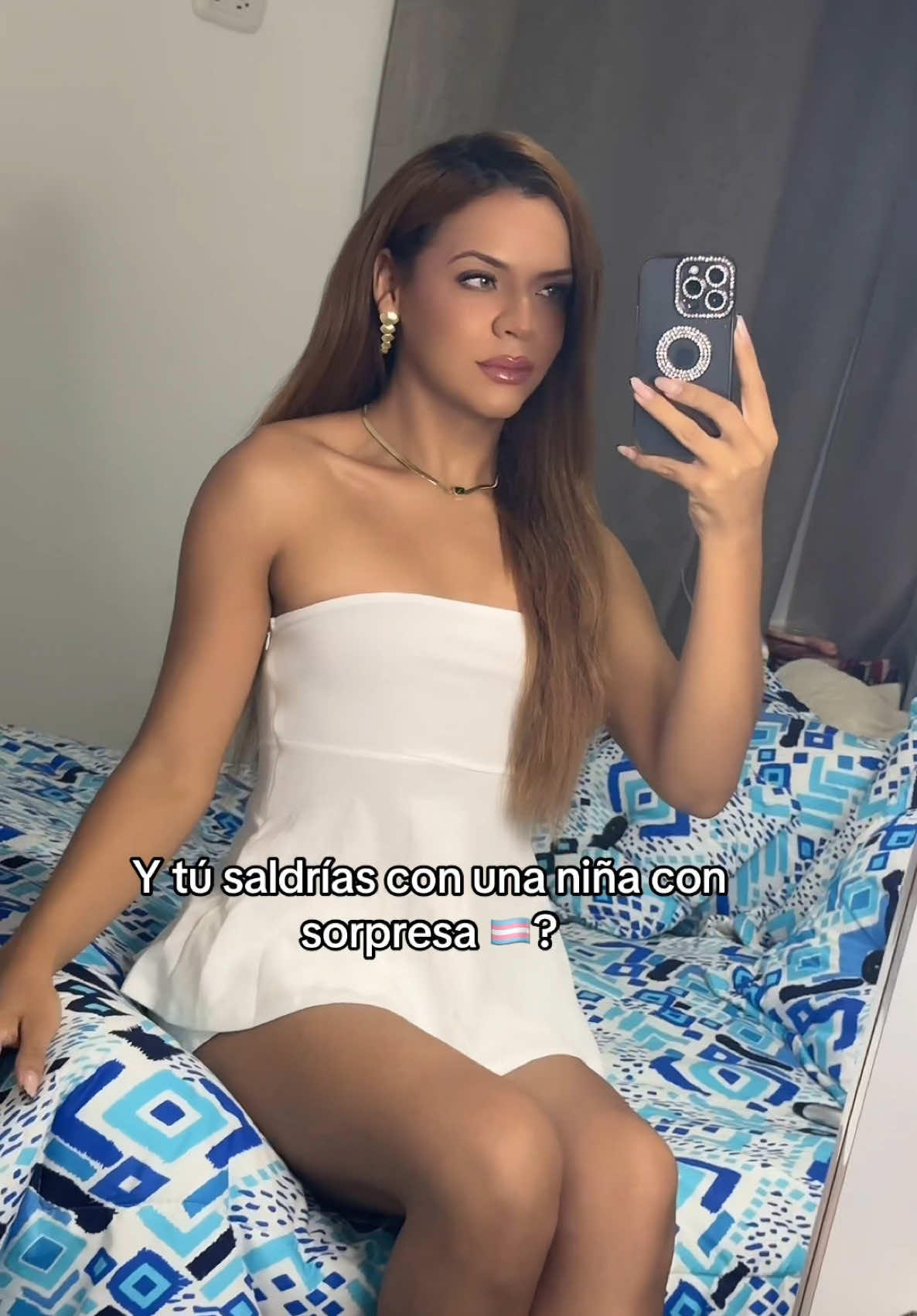 @sarah_sofia_carson