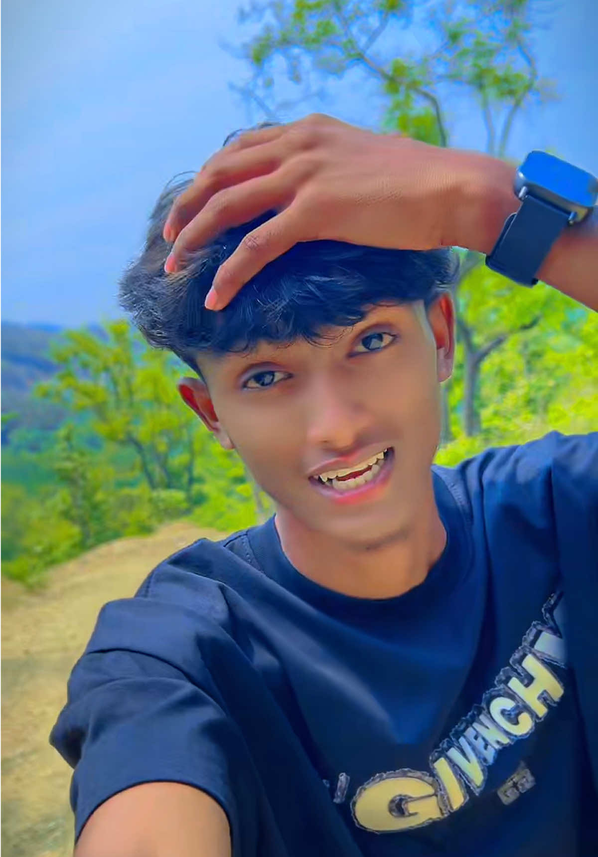 @MADHESI__XAURA