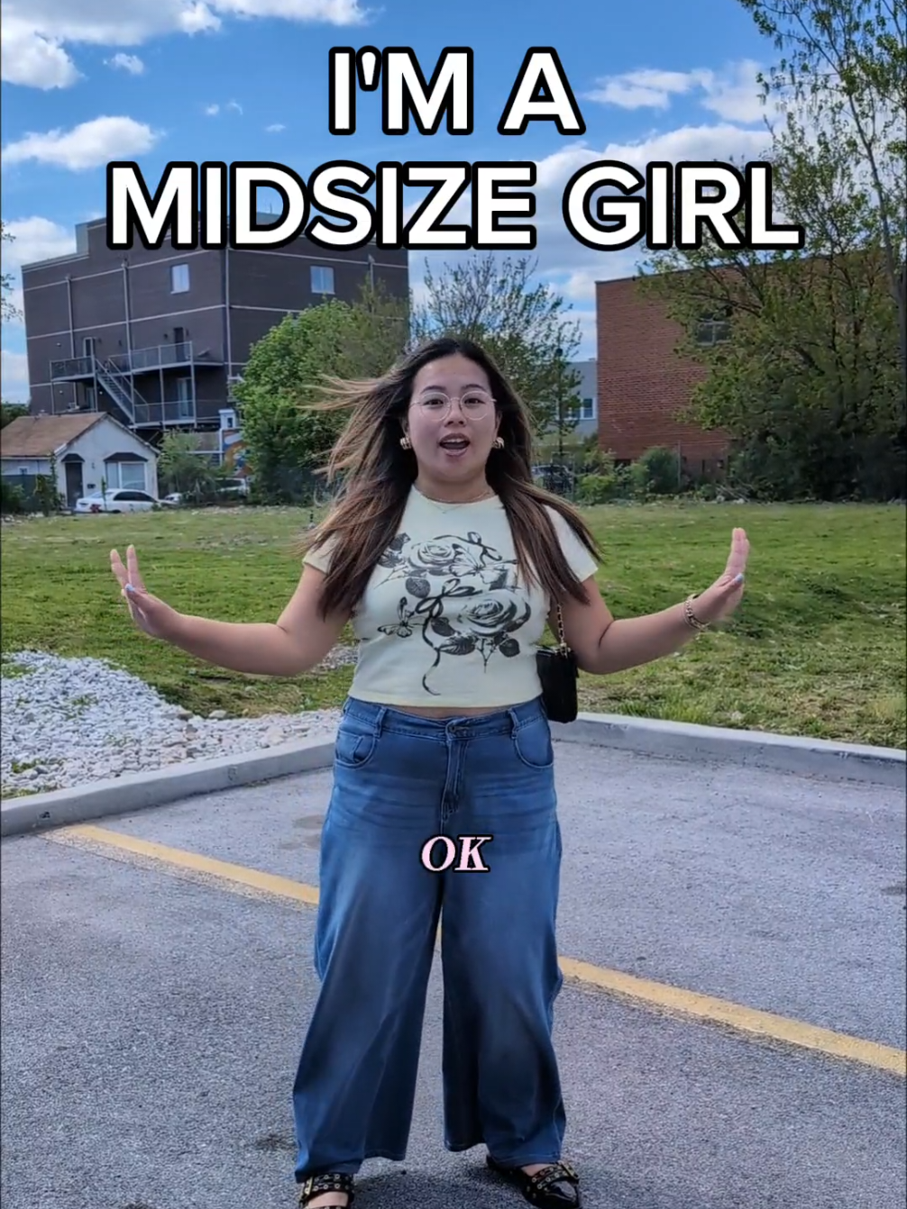 @MidsizeAsianQueen