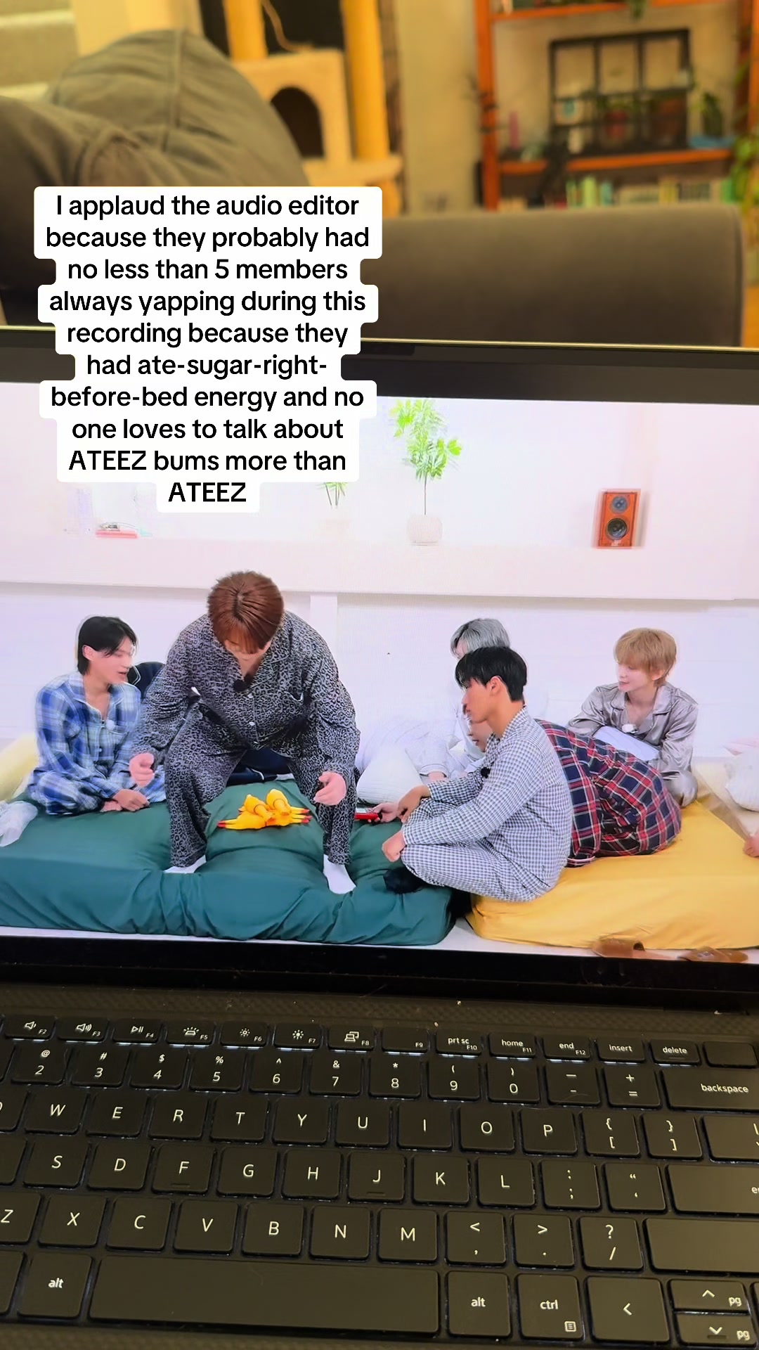 @Ella writes K-pop books