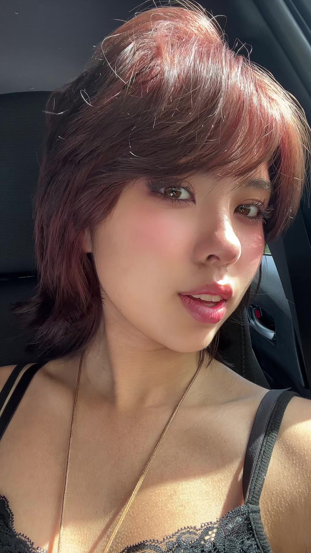 @twitch.tv/chickenlover_76