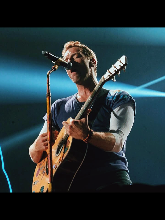 @COLDPLAYCHRIS♾️