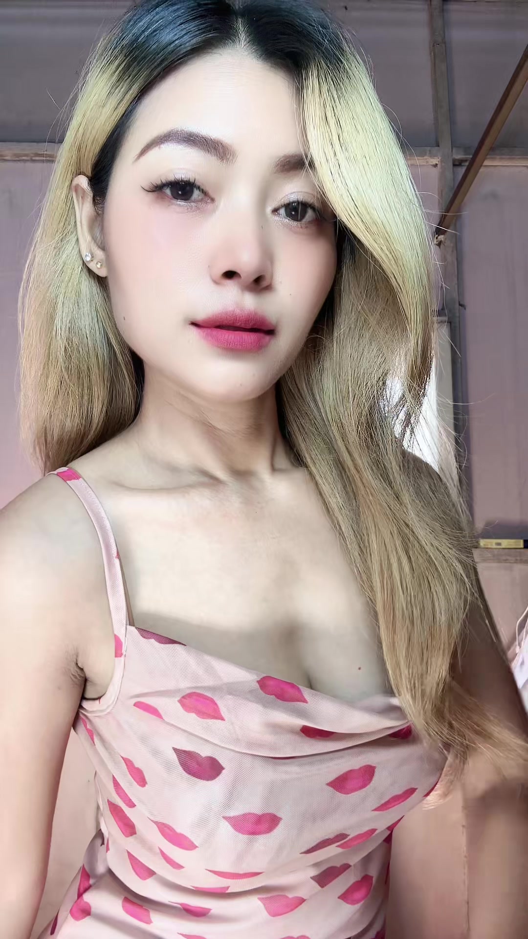 @Phyu
