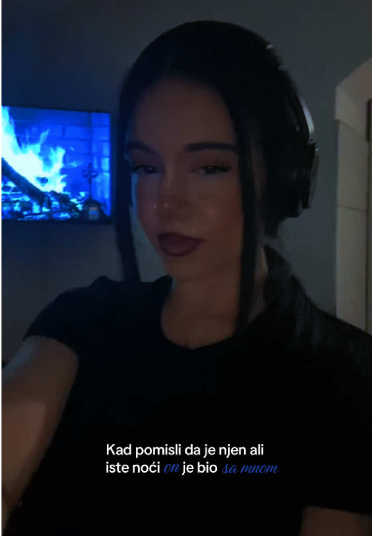 @𝐀𝐝𝐧𝐚𝐧𝐚 🍸