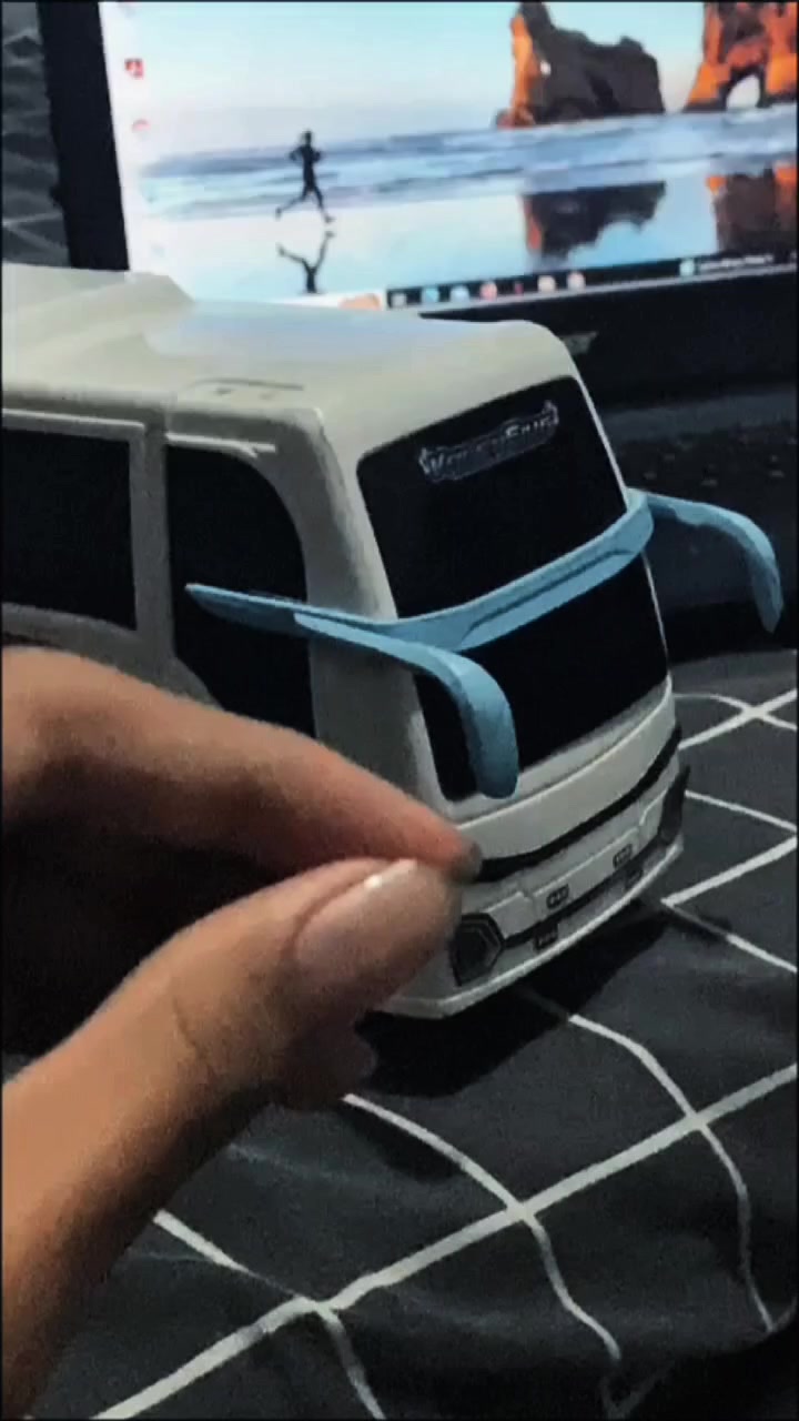 @𝙀𝙭𝙤𝙧𝙖𝑳𝒊𝒃𝒆𝒓𝒕𝒚𝟎𝟎𝟒