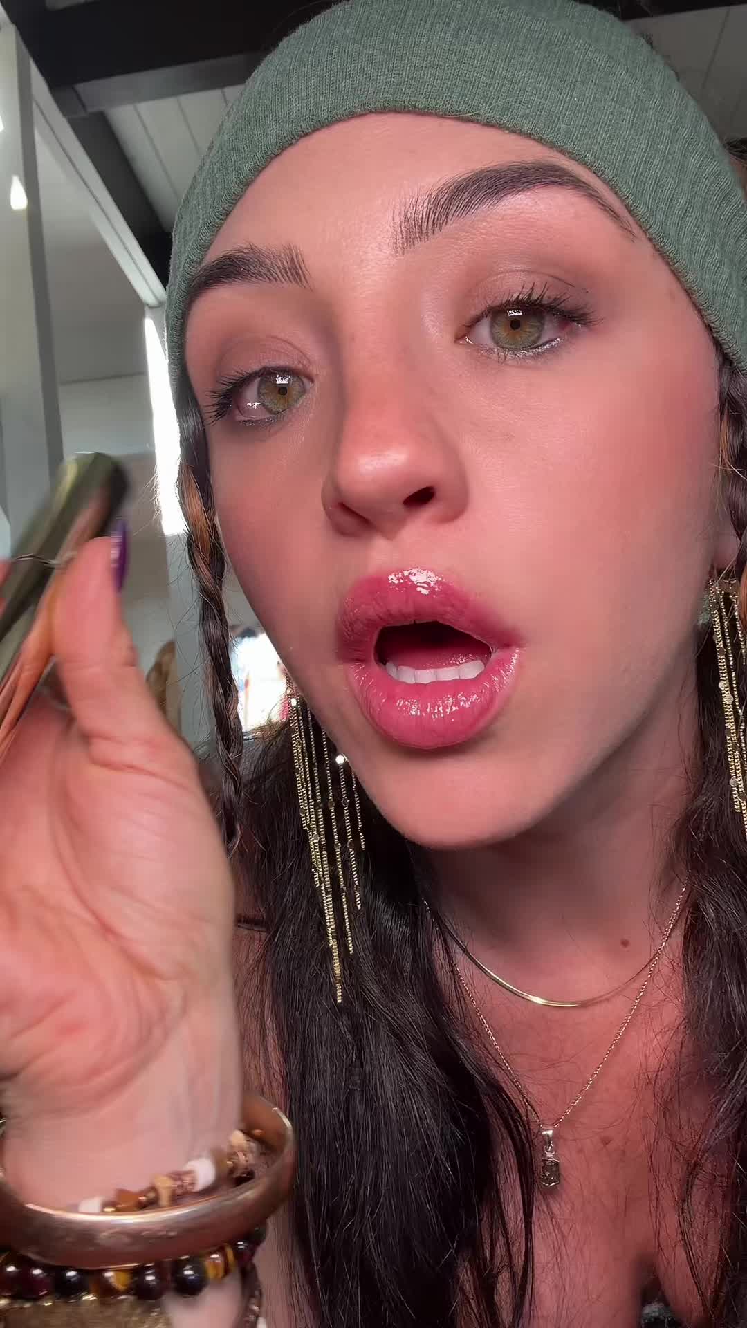 @chloe ✨🌿