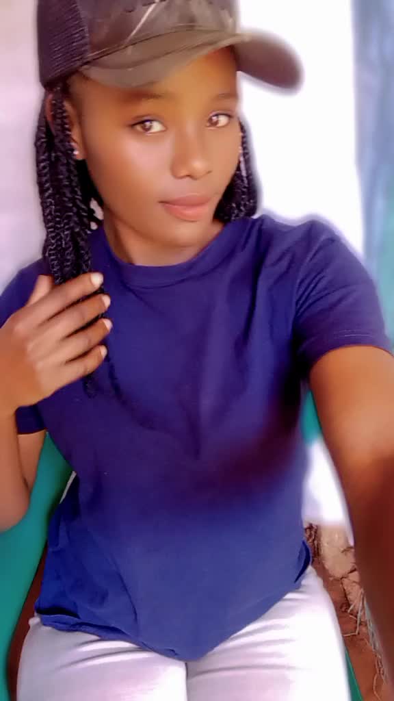 @eznahkerry