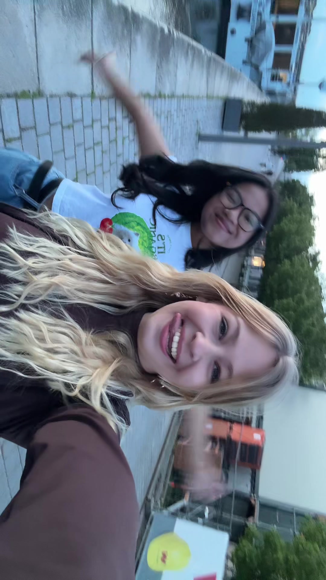 @Sandrina