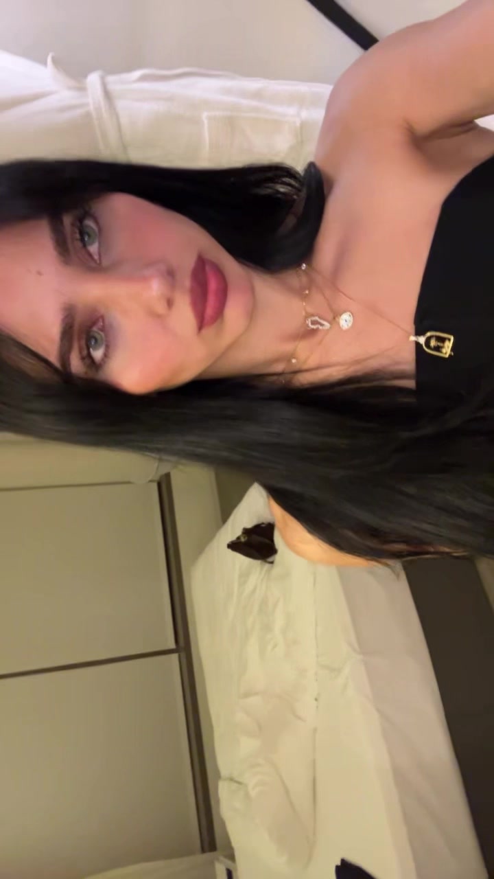 @𝒦𝒶𝓇𝒾𝓂𝒶 🇱🇧