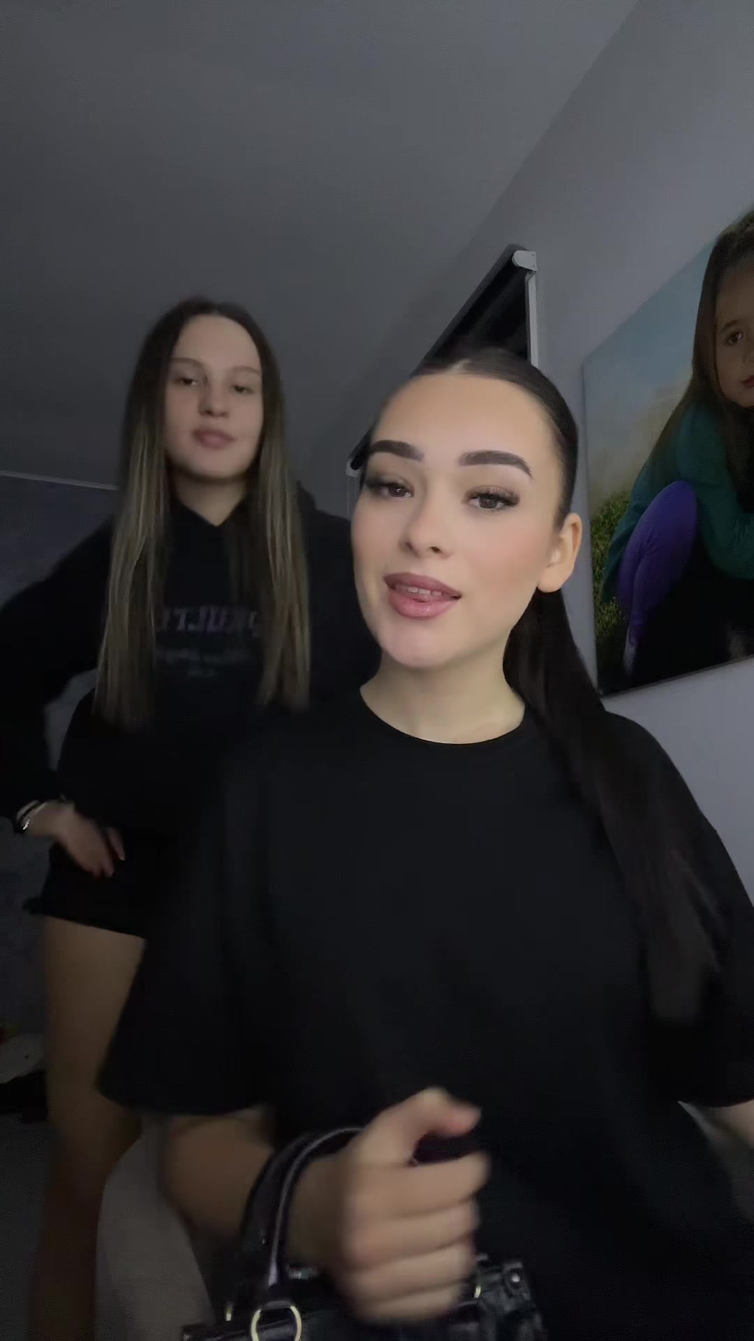 @MM