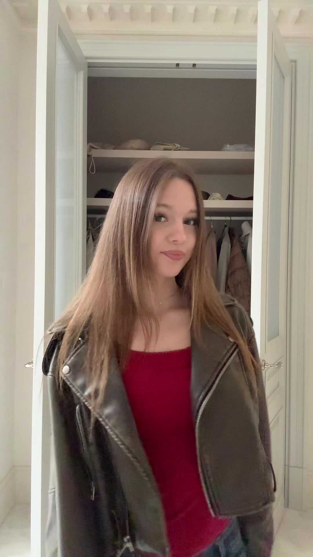 @asya_lovu 😈