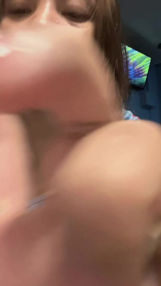 @Lily