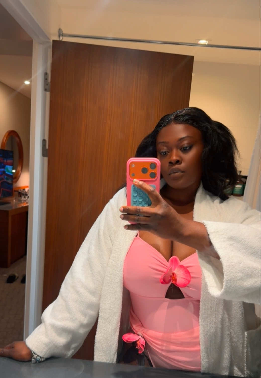 @Akosua🎀🌸