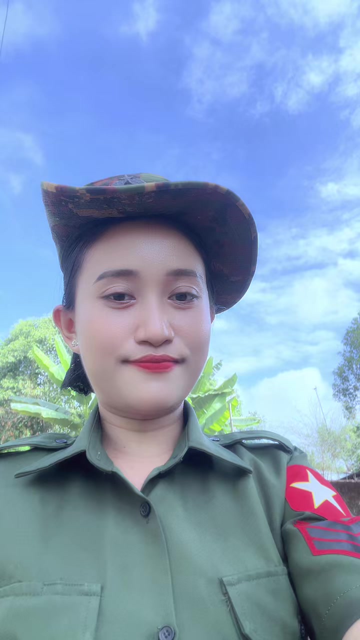 @Shwe Yee TV Host 🌷