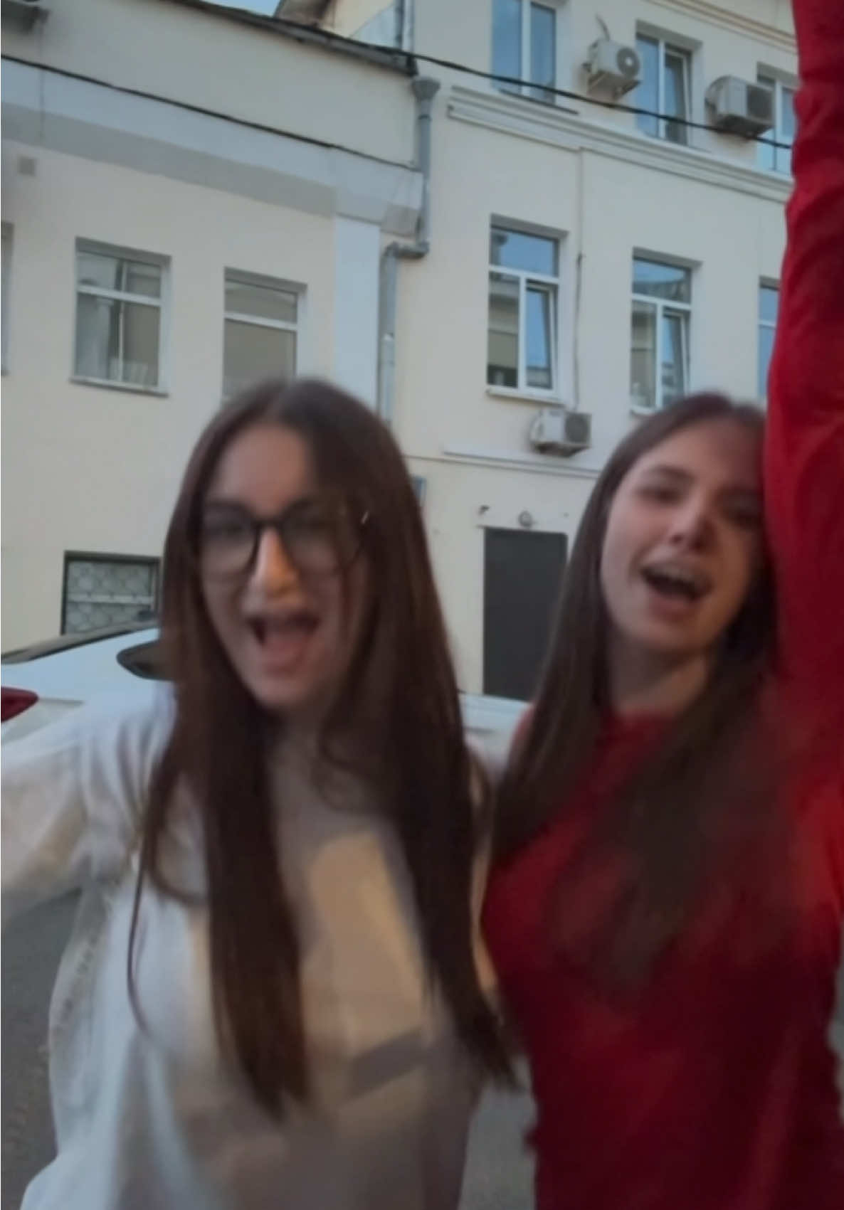 @inst:llluuwwk