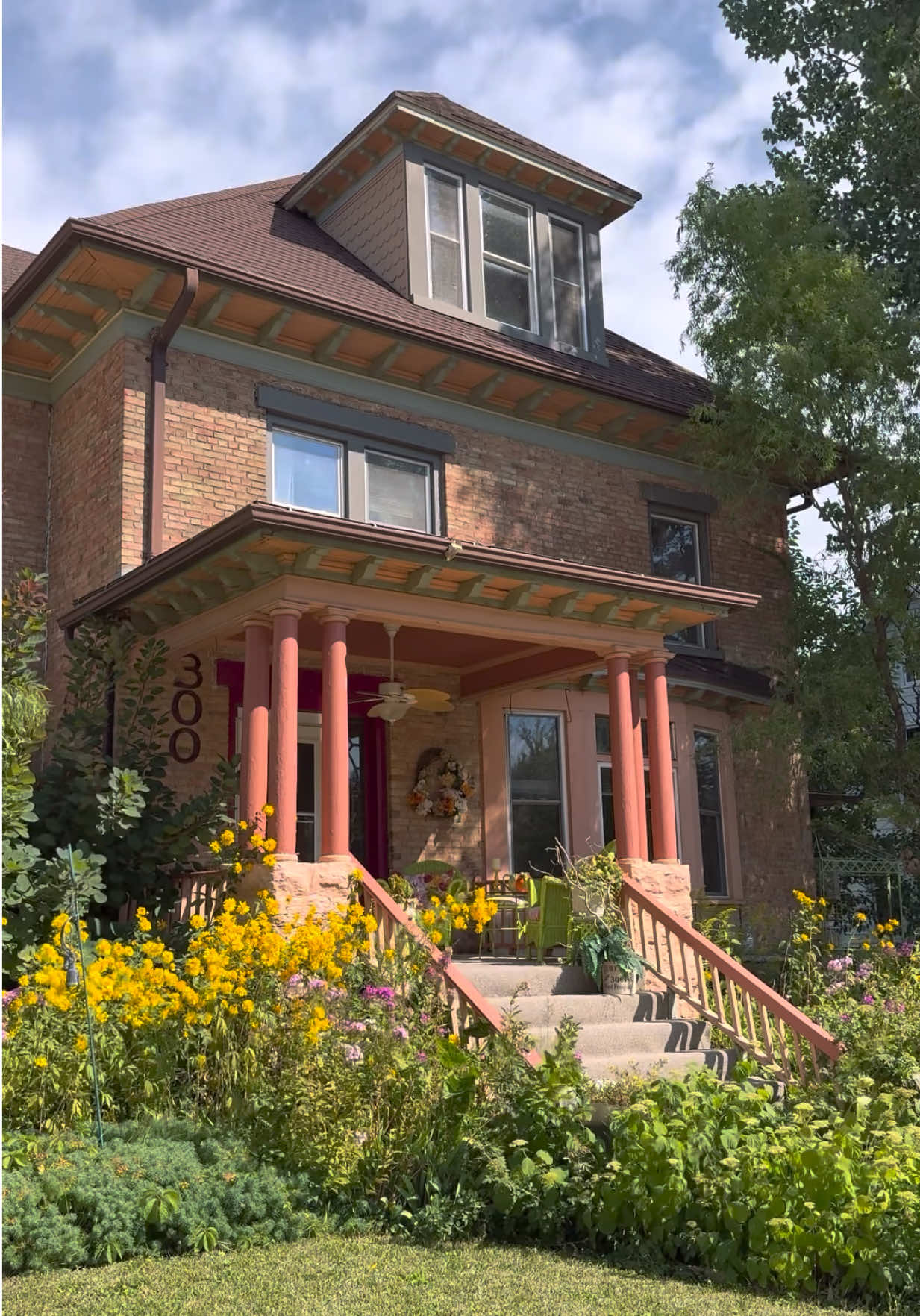 @Marissa | 🍎 WI REALTOR®️