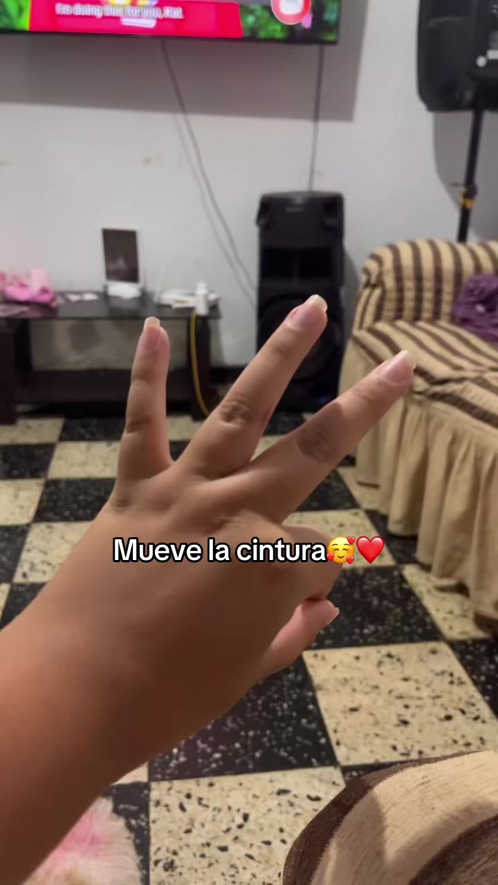 @valearenas1