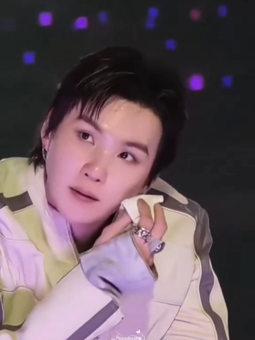 @Aโคโ๐ฑ