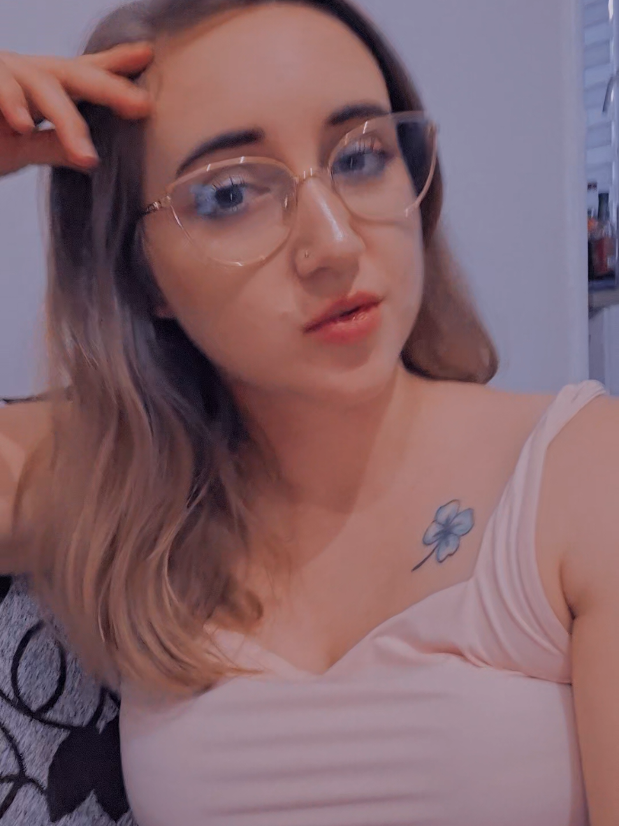 @Darispok 🦋⚘️