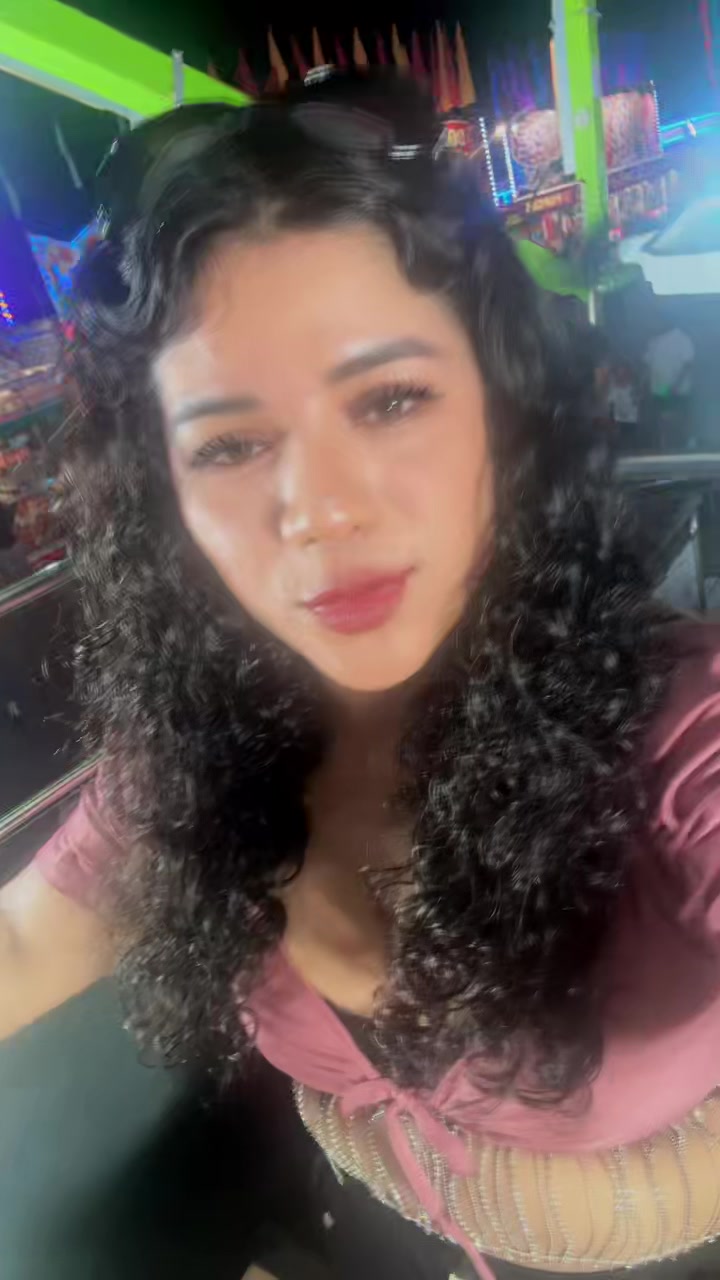 @bella