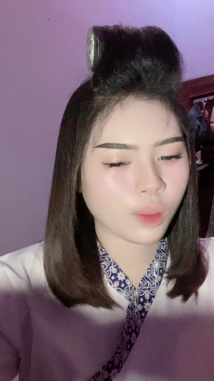 @amengstrowbery