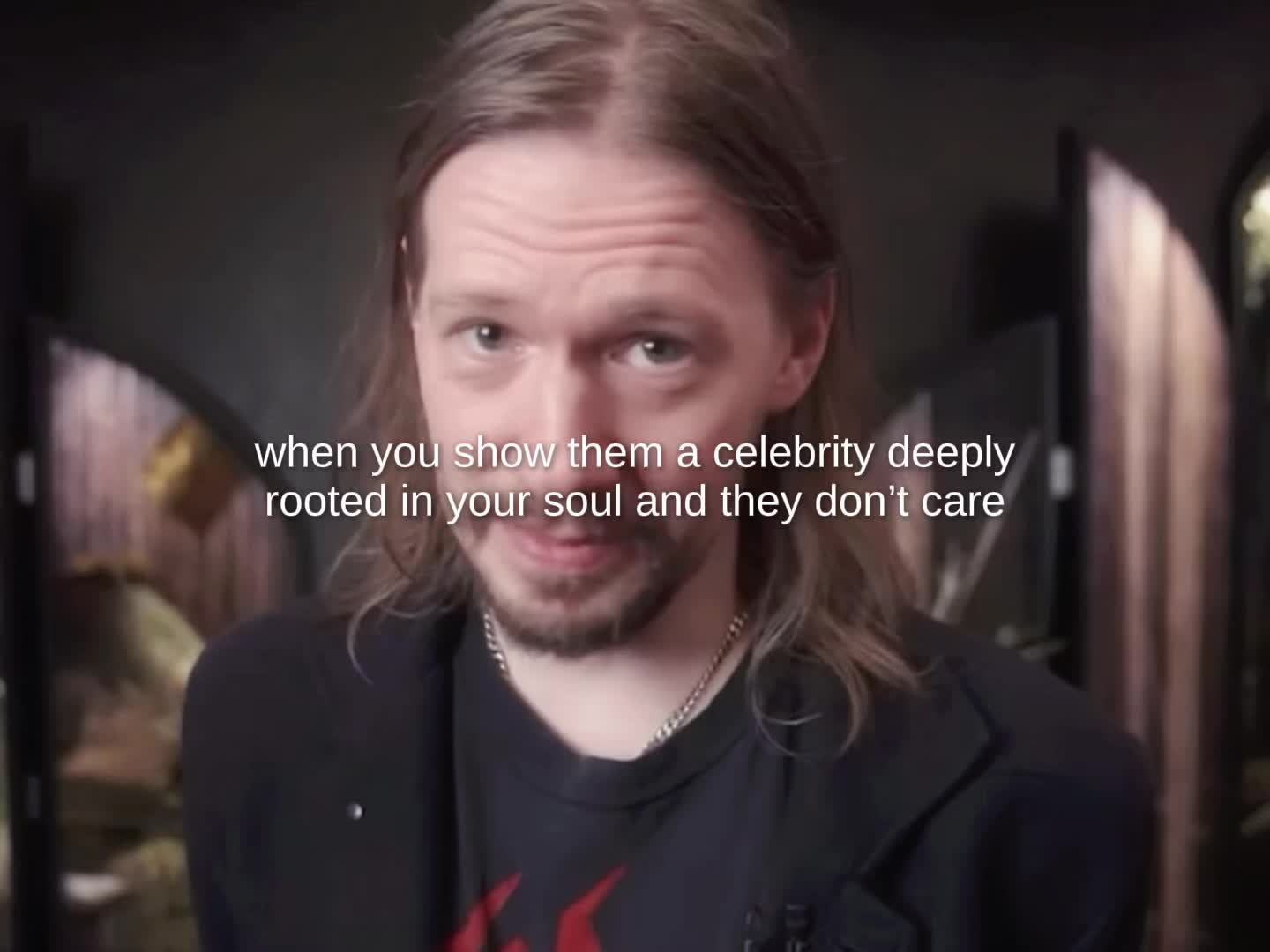 @‘ ave