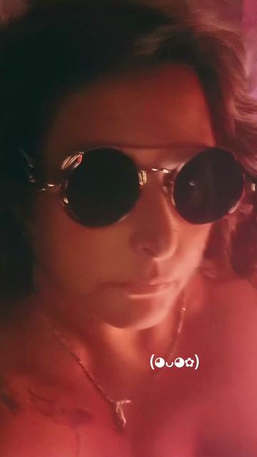 @MiCroy_debbi1996