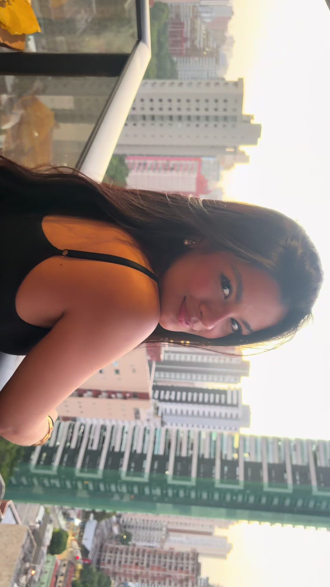 @backstagemariah