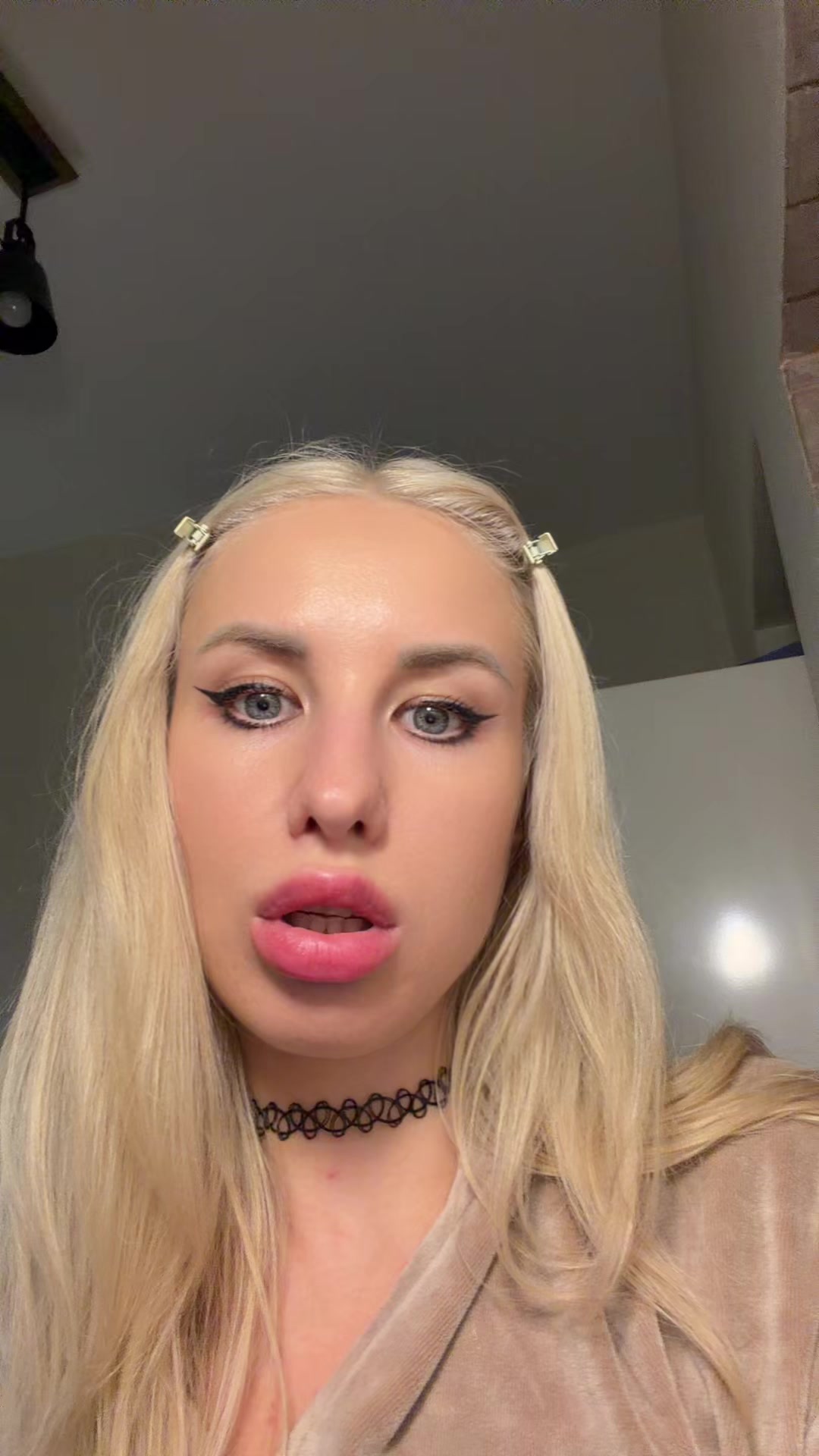 @mary_very