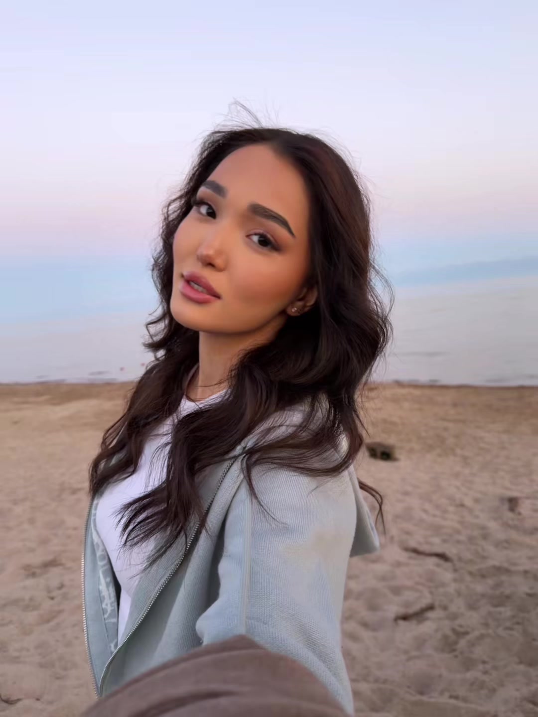 @Aiyma