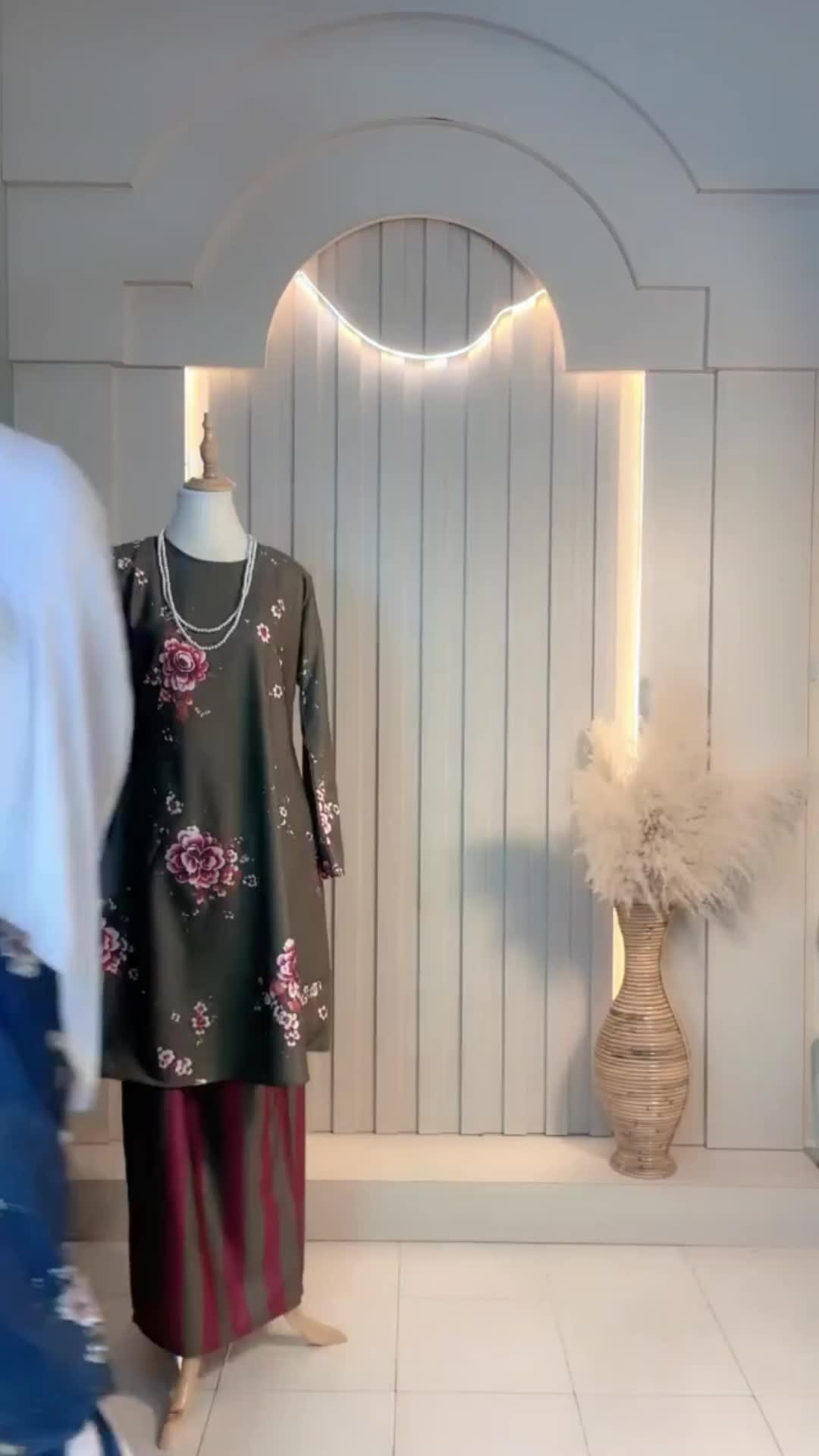 @aniscloset