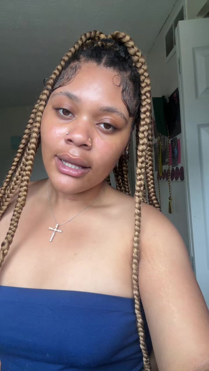 @Raeeee💕