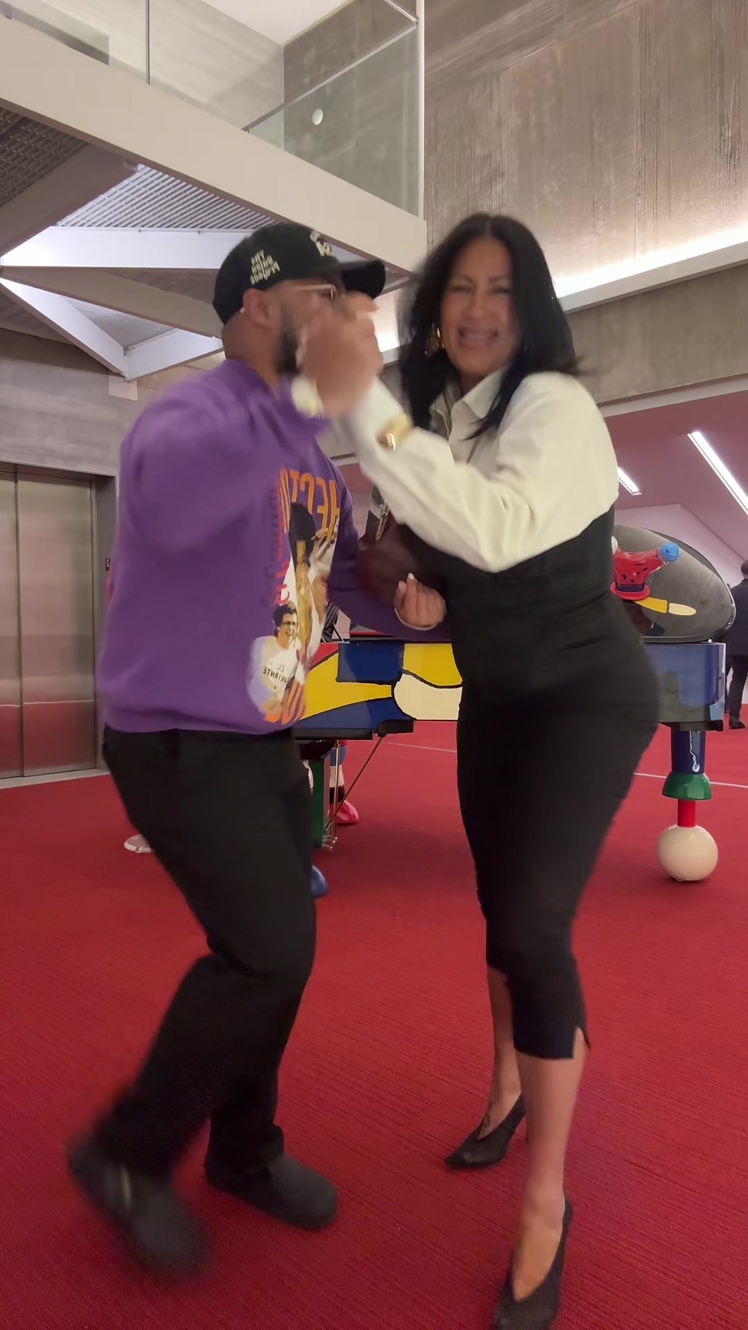@𝓜𝓲𝓪𝓬𝓱𝓮𝓵𝓲𝓲