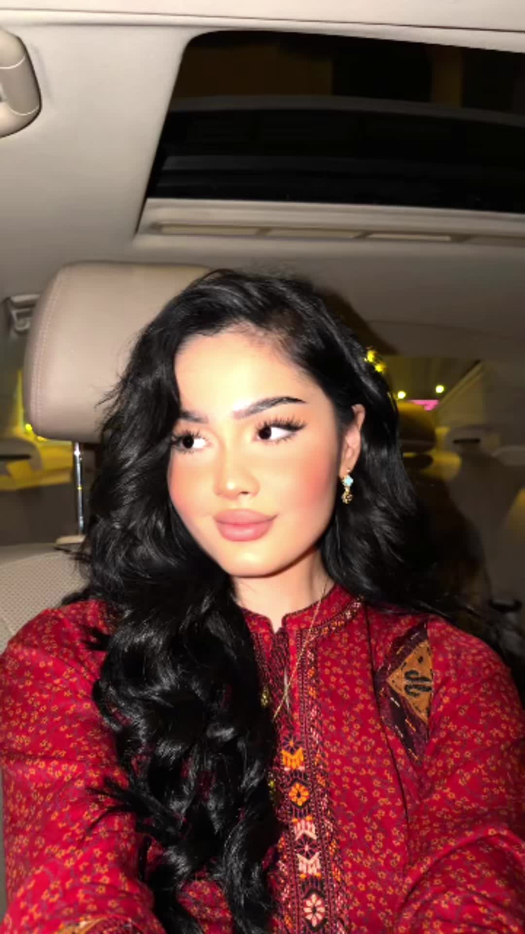 @sellaimova