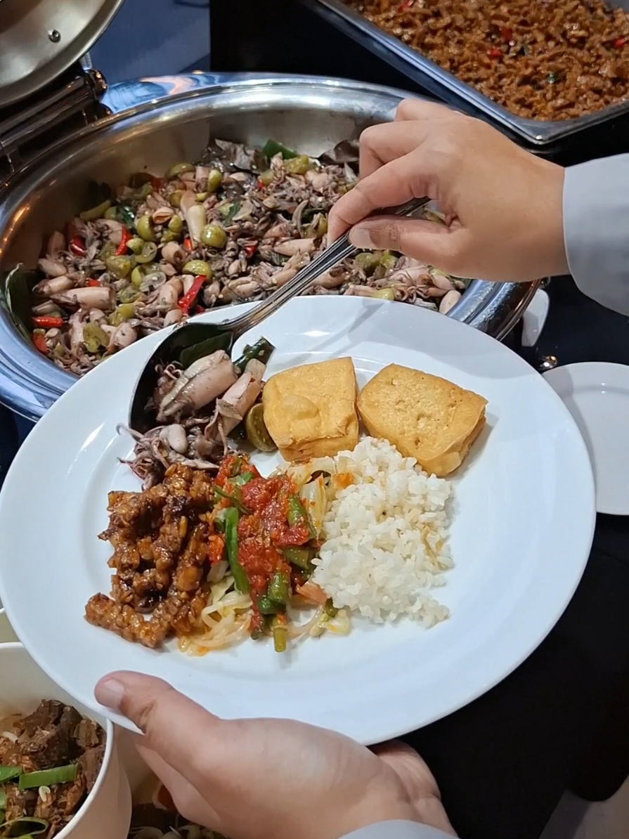 @Cerita Makan