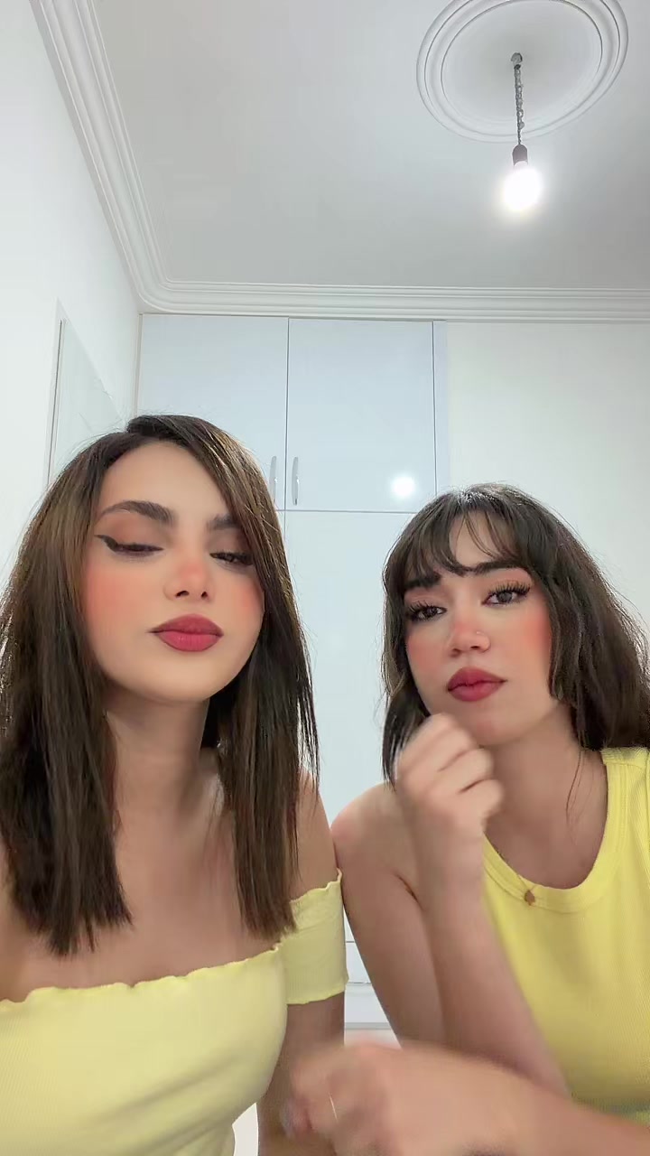 @_.niikkaa