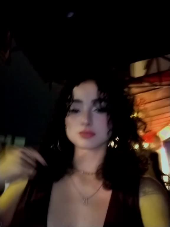 @maddy🍒